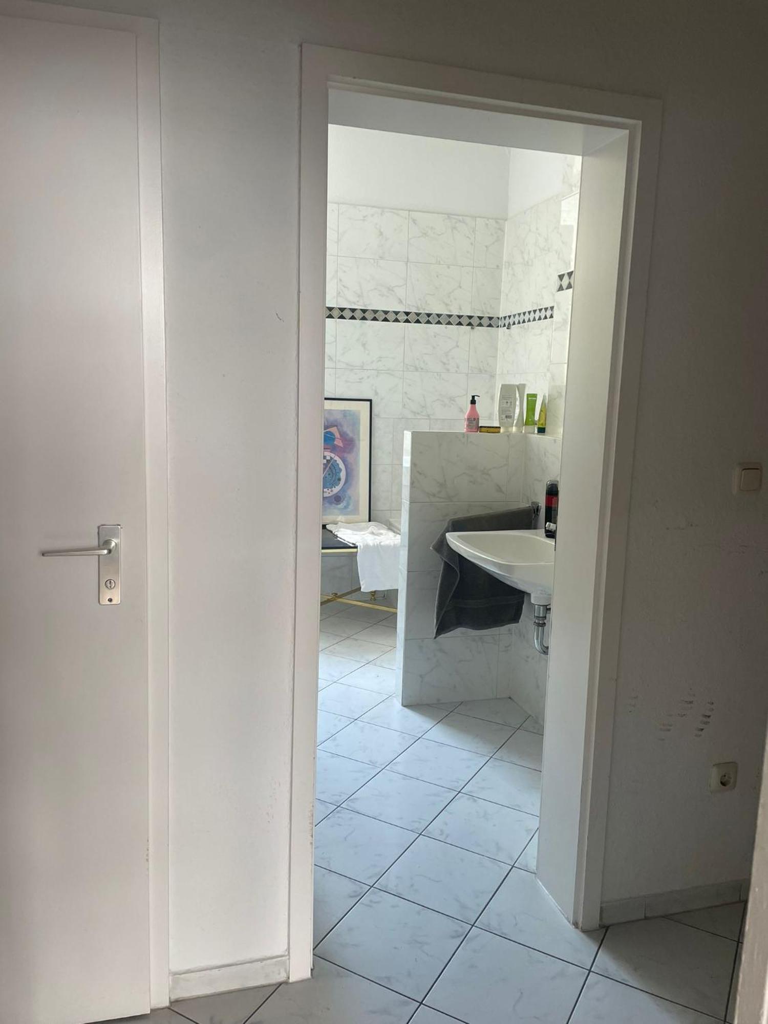 Grosse In Der Isarvorstadt Apartment