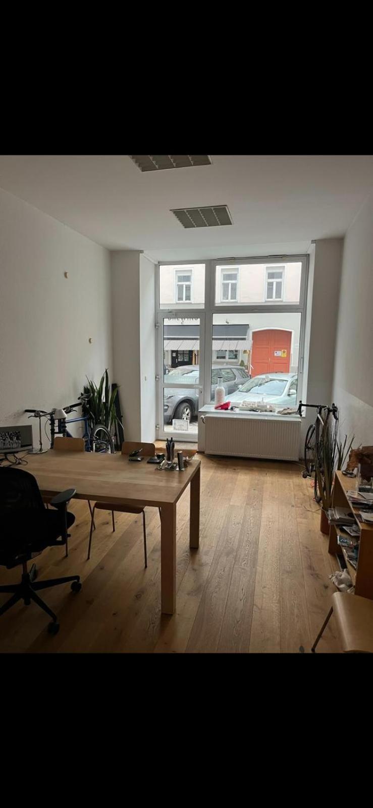 Grosse In Der Isarvorstadt * Munich